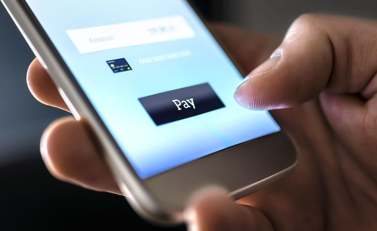 Why Credit Unions Need to Accept Mobile Payments